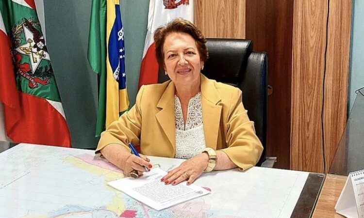 Pela primeira vez uma mulher assume prefeitura do Planalto Norte