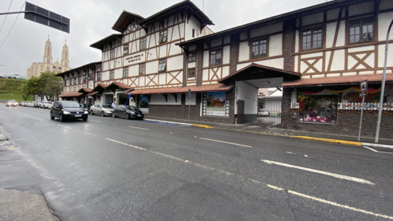 Atualização cadastral de geoprocessamento em bairros do município