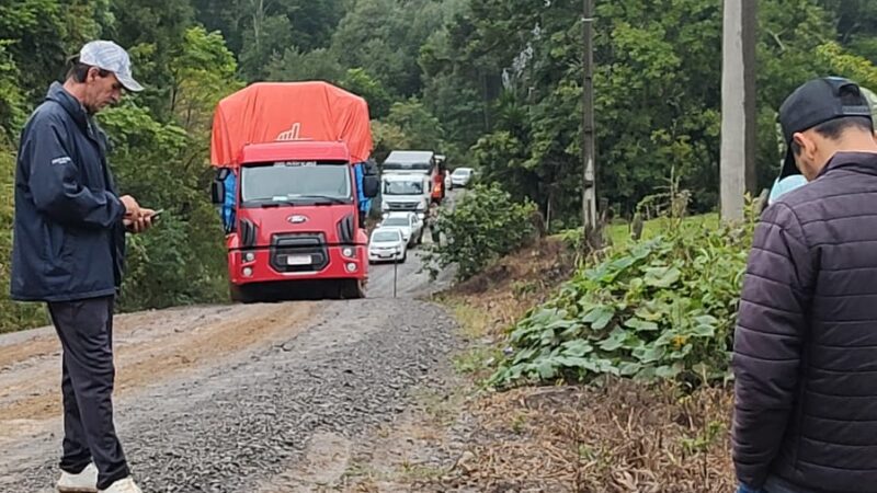 Moradora de Santa Terezinha desabafa sobre condições das estradas