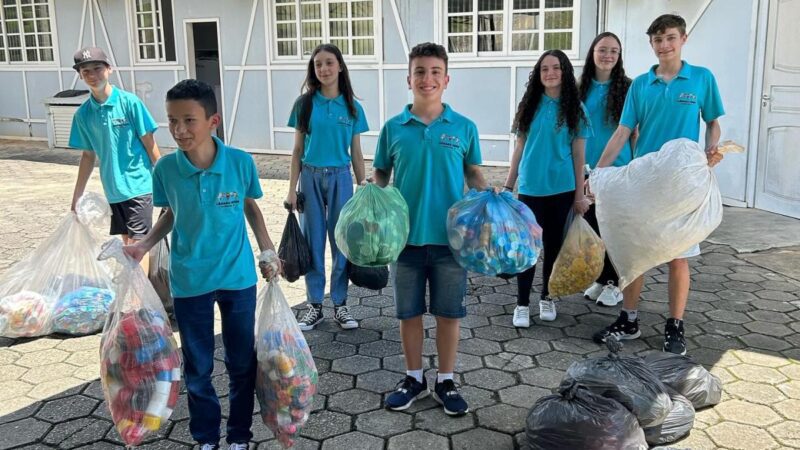 Arrecadação de tampinhas promove caráter educativo e a economia circular