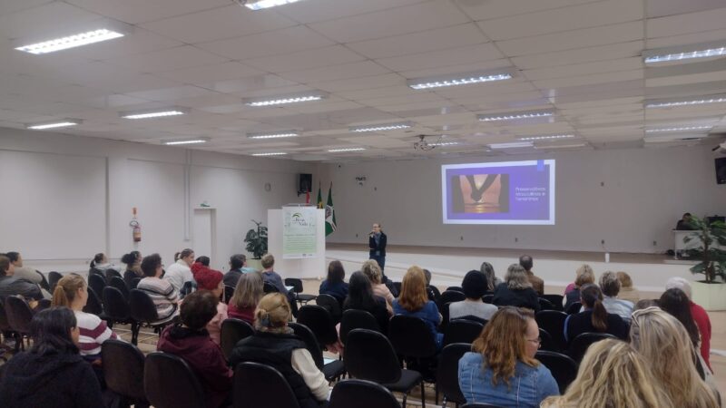 Climatério aborda sexualidade e cuidados da mulher
