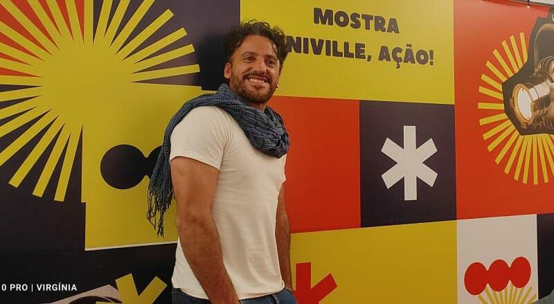 Ator Robson Rodrigues de São Bento do Sul ganhou prêmio de Melhor ator na “Mostra Univille, Ação!”