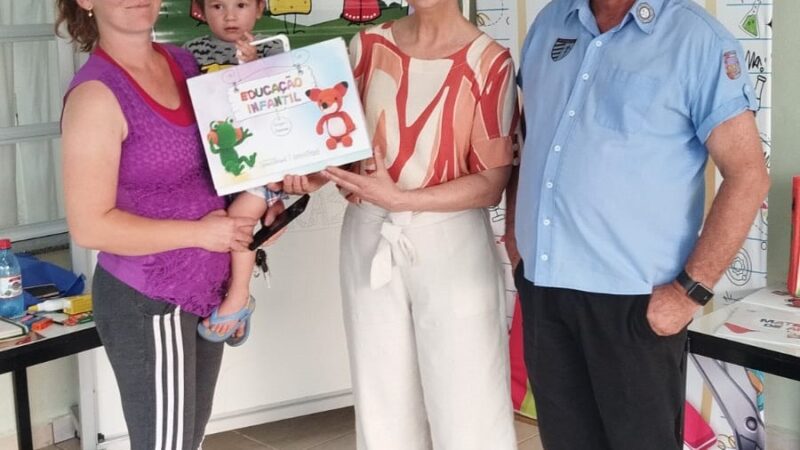 Entrega dos materiais escolares do Programa Aprende Brasil segue a todo vapor
