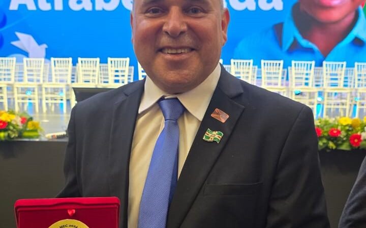 São Bento do Sul recebe selo ouro do Compromisso Nacional da Criança Alfabetizada