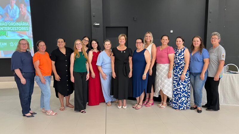 Equipe da Assistência Social de Papanduva Participa de Evento em Florianópolis