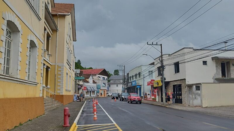 Novas vagas de estacionamento e a distribuição para idosos e PCD no centro