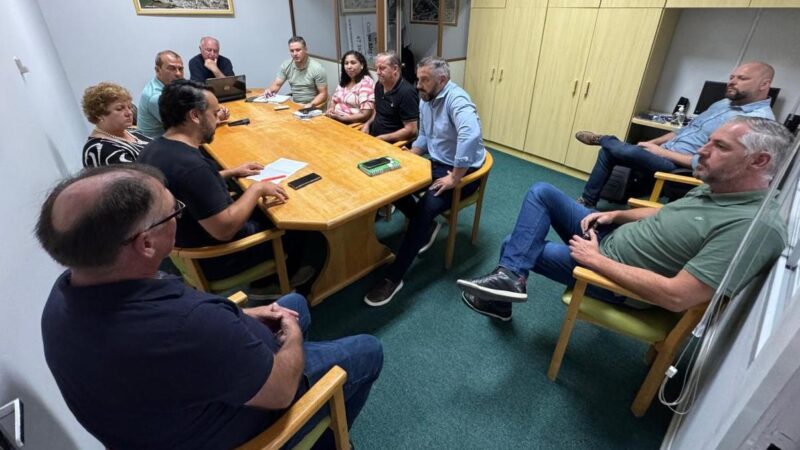 Diretor apresenta projetos da Mofica e Cultura Polonesa
