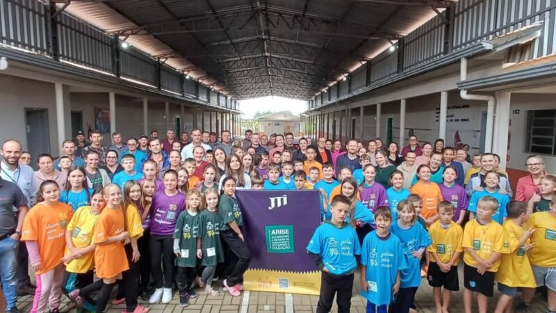 Motivo de alegria para a Administração Municipal de Santa Terezinha: Projeto ARISE 2025 é oficialmente iniciado com Oficina de Robótica na Escola Cristo Redentor