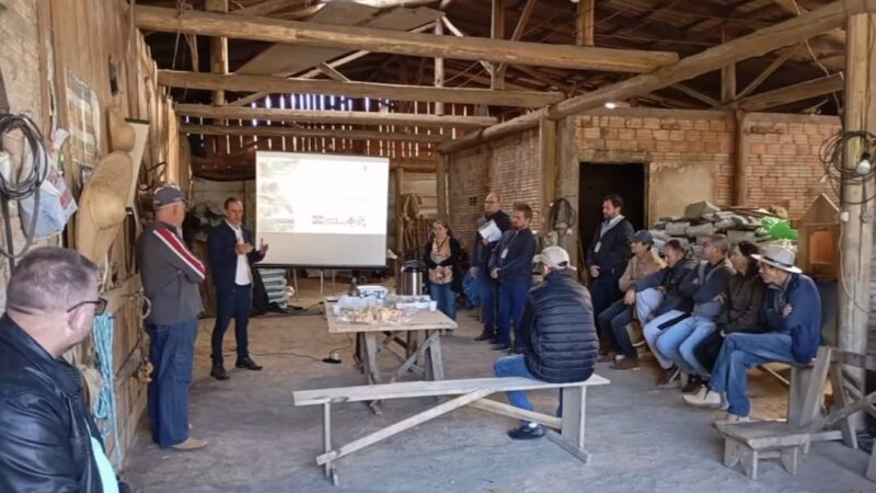 Reunião técnica em Santa Terezinha aborda soluções para armazenamento de grãos