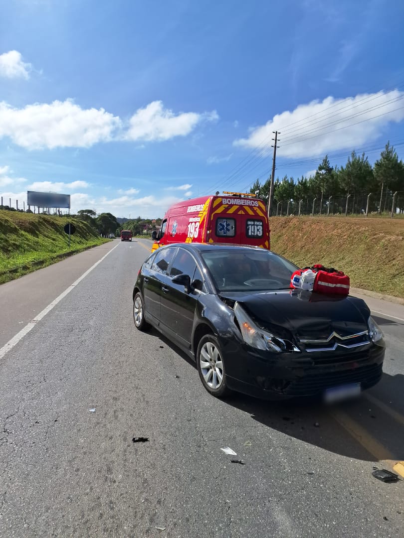 Acidente de Trânsito Mobiliza Bombeiros na BR-280, em São Bento do Sul