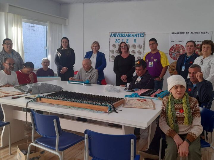 Lions Clube Núcleo Santa Terezinha realizaram uma visita à APAE de Rio do Campo