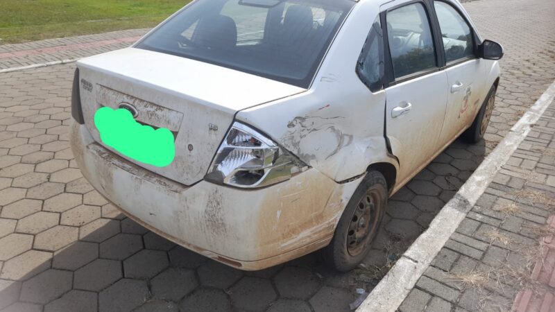 Acidente entre carro e moto mobiliza Bombeiros em Matos Costa