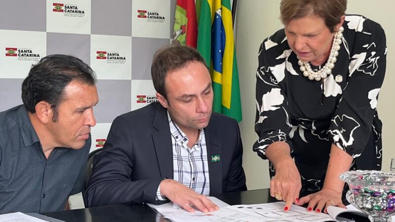 Emhab busca recursos junto ao Governo do Estado