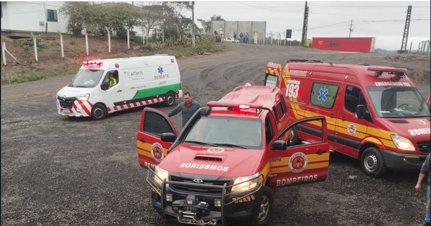 Funcionário de empresa têxtil sofre grave ferimento na virilha e é socorrido pelos Bombeiros em Papanduva