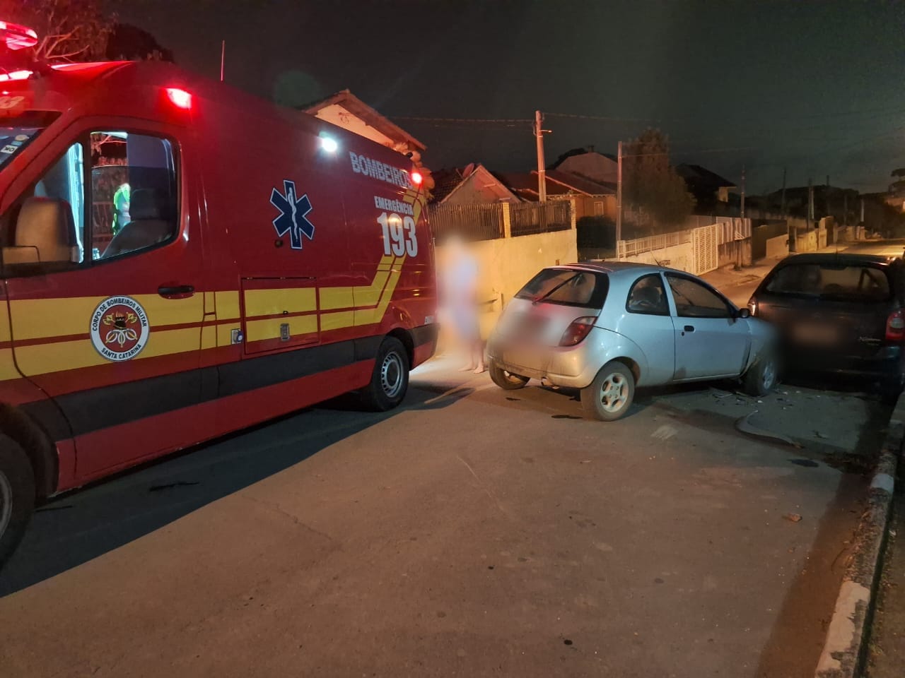 Homem Fica Ferido em Colisão Entre Veículos na Madrugada em São Bento do Sul
