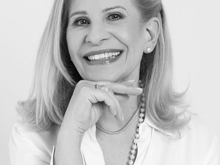   NOTA DE FALECIMENTO da Sra. TEREZINHA DE OLIVEIRA BEUTHER 