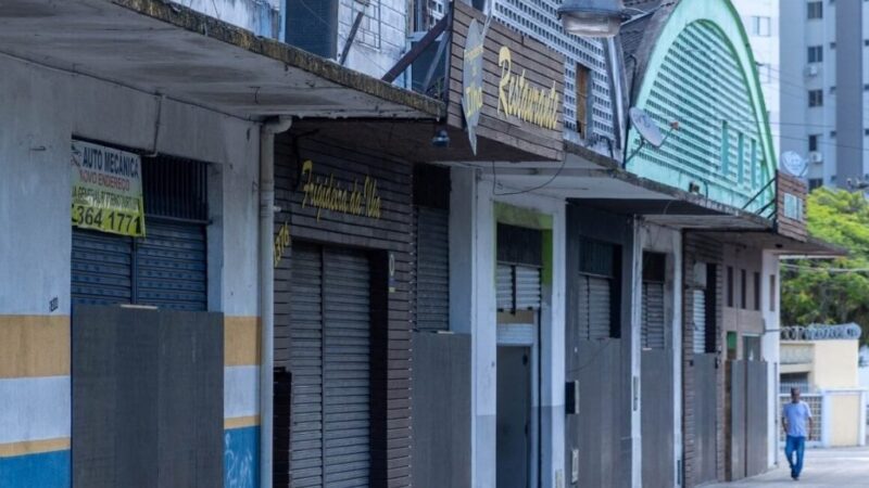 Mais de 100 espaços públicos irregulares deverão ser desocupados em Florianópolis