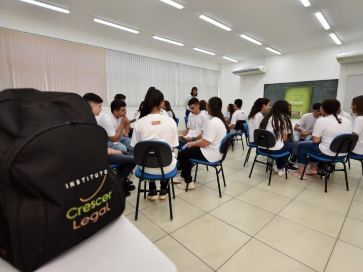 Instituto Crescer Legal abre seleção para educador social em Canoinhas