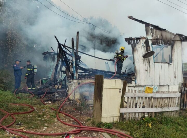 Incêndio criminoso termina com dupla presa em Lages 