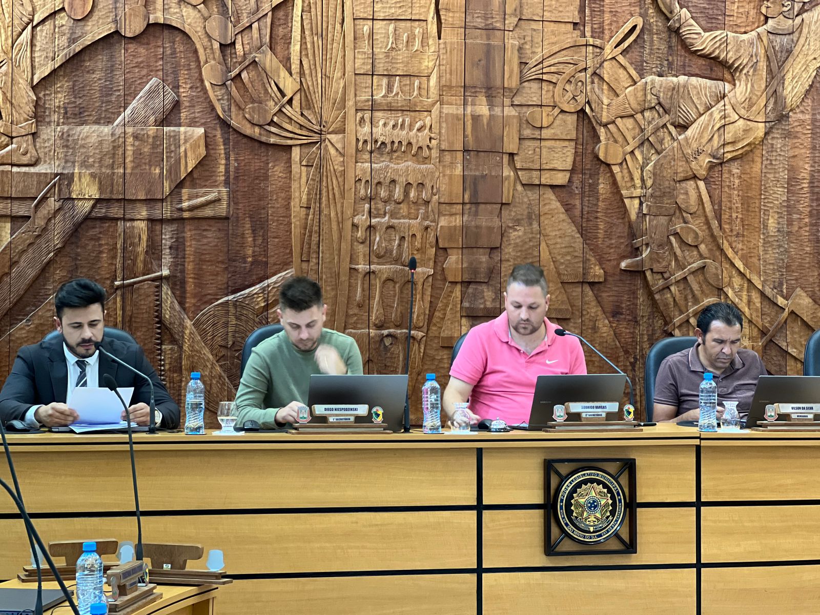 Comissões aprovam mais de cinco projetos em reunião