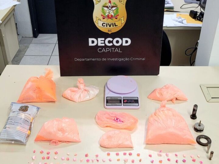 Polícia Civil desmantela laboratório de drogas sintéticas em Florianópolis