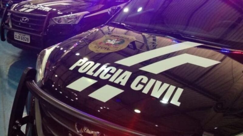 Dupla suspeita de assaltar farmácia e trancar funcionárias é presa em Joinville