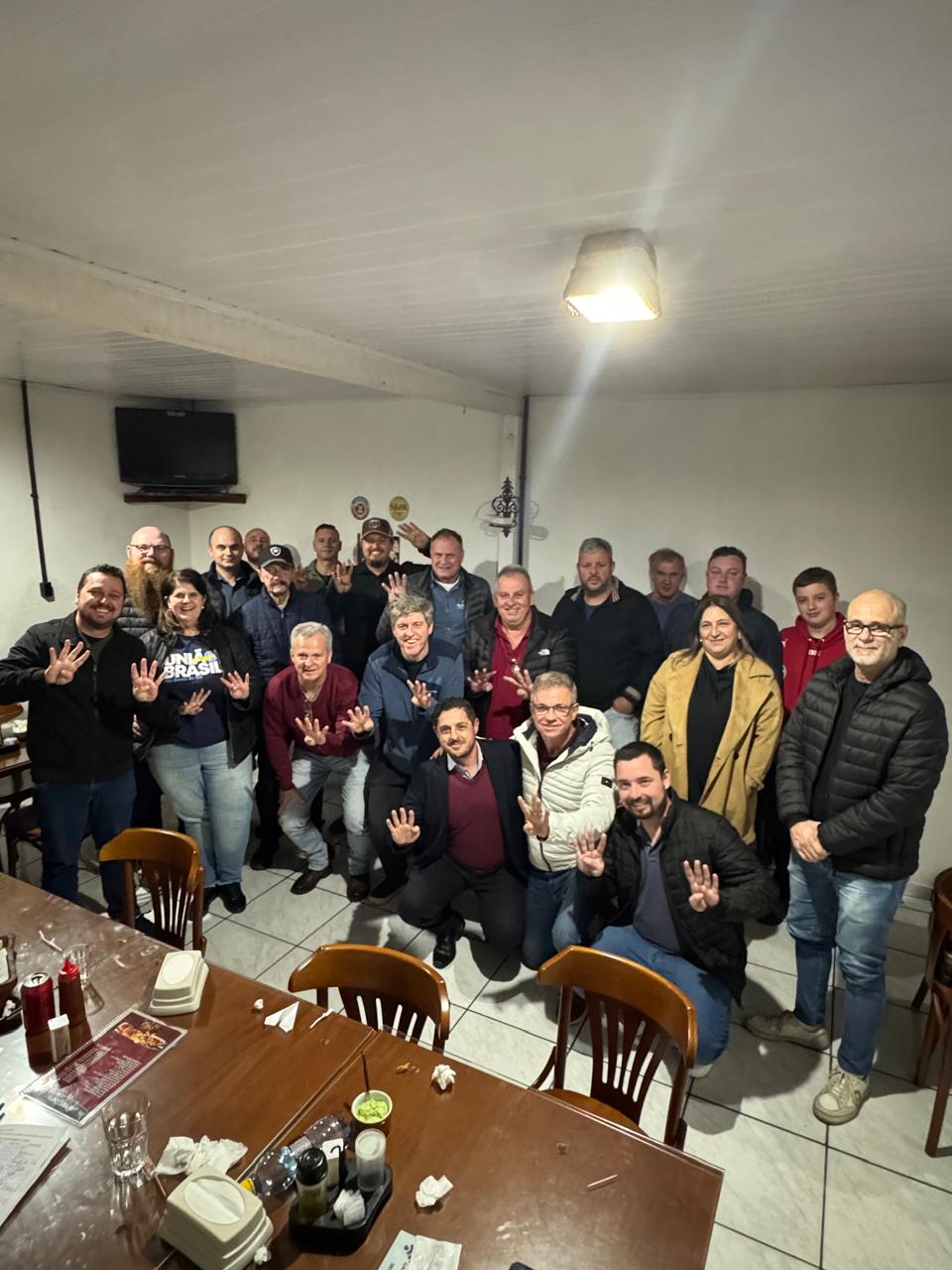 União Brasil de São Bento do Sul realiza reunião com presença do presidente estadual Gean Loureiro