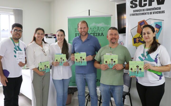 Sicoob realiza palestra educativa para crianças da Assistência Social em Papanduva