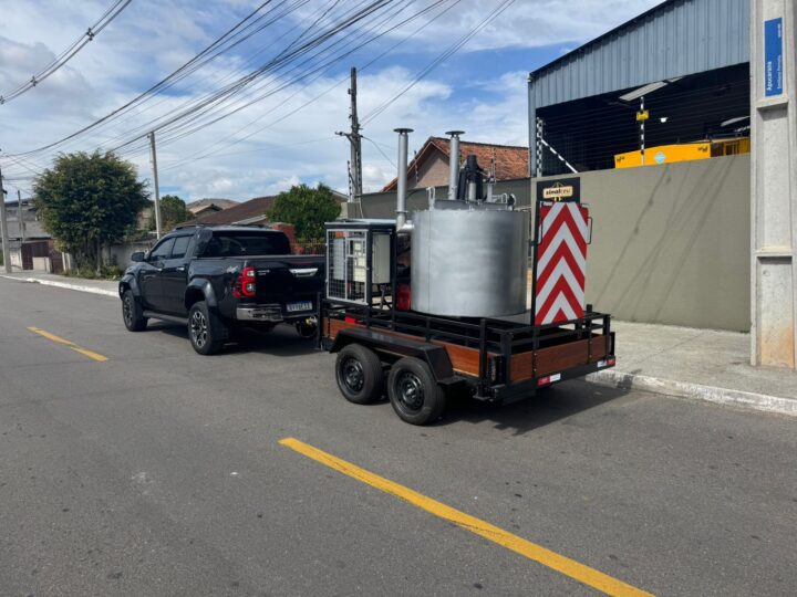 DETRU recebe nova máquina de pintura termoplástica e prevê mais economia e durabilidade nas sinalizações viárias