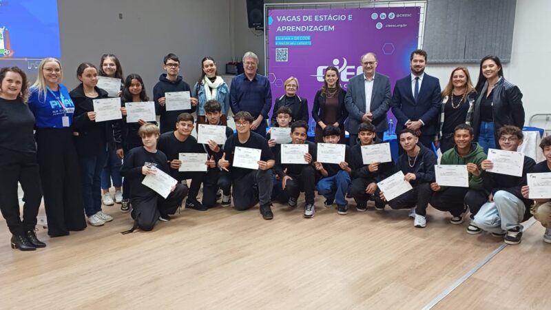 Formatura da segunda turma do PIT em parceria com o projeto #Atitude celebra conquistas de jovens em São Bento do Sul