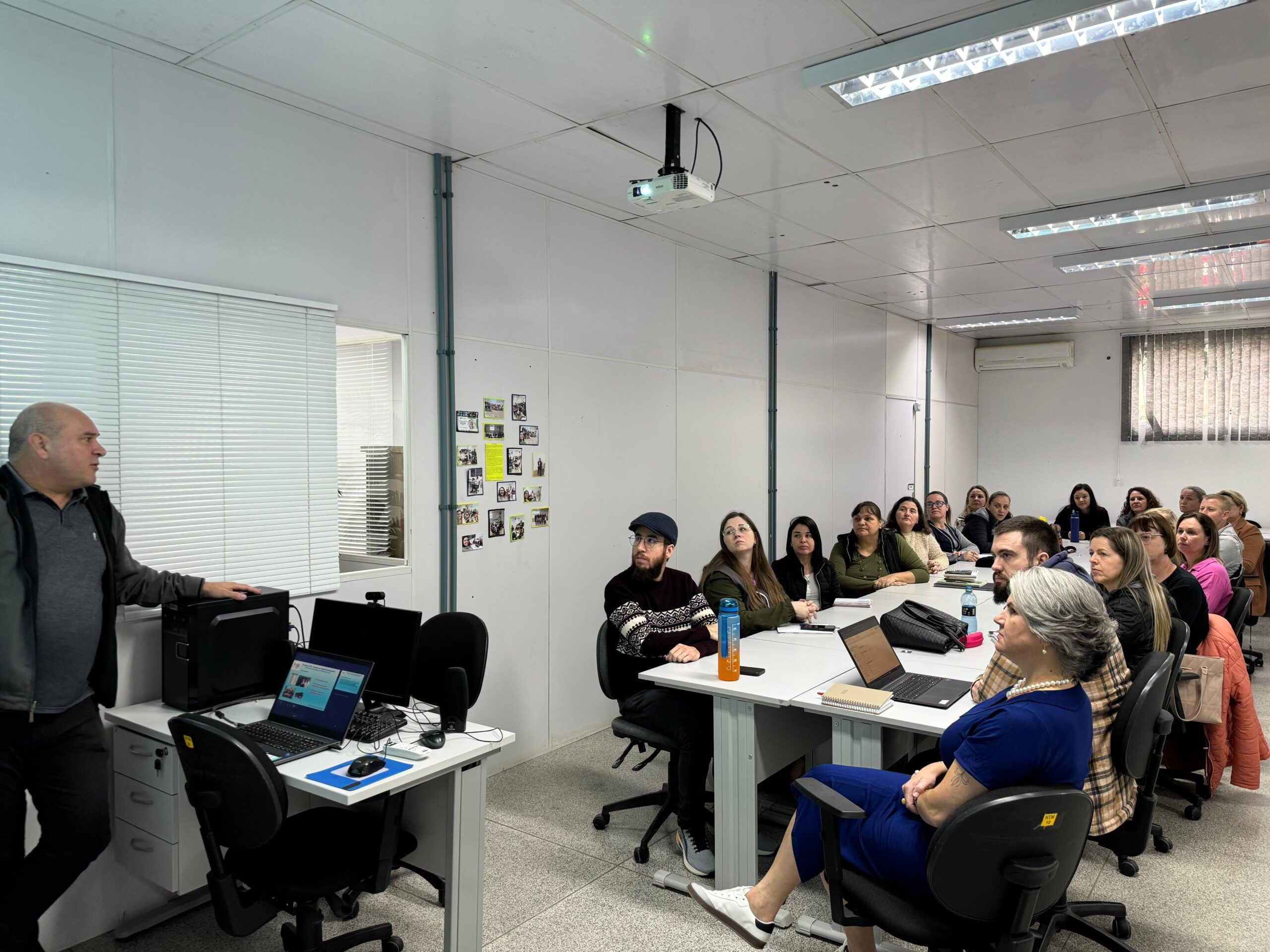 Matrícula Automática é tema de construção coletiva na rede municipal de ensino