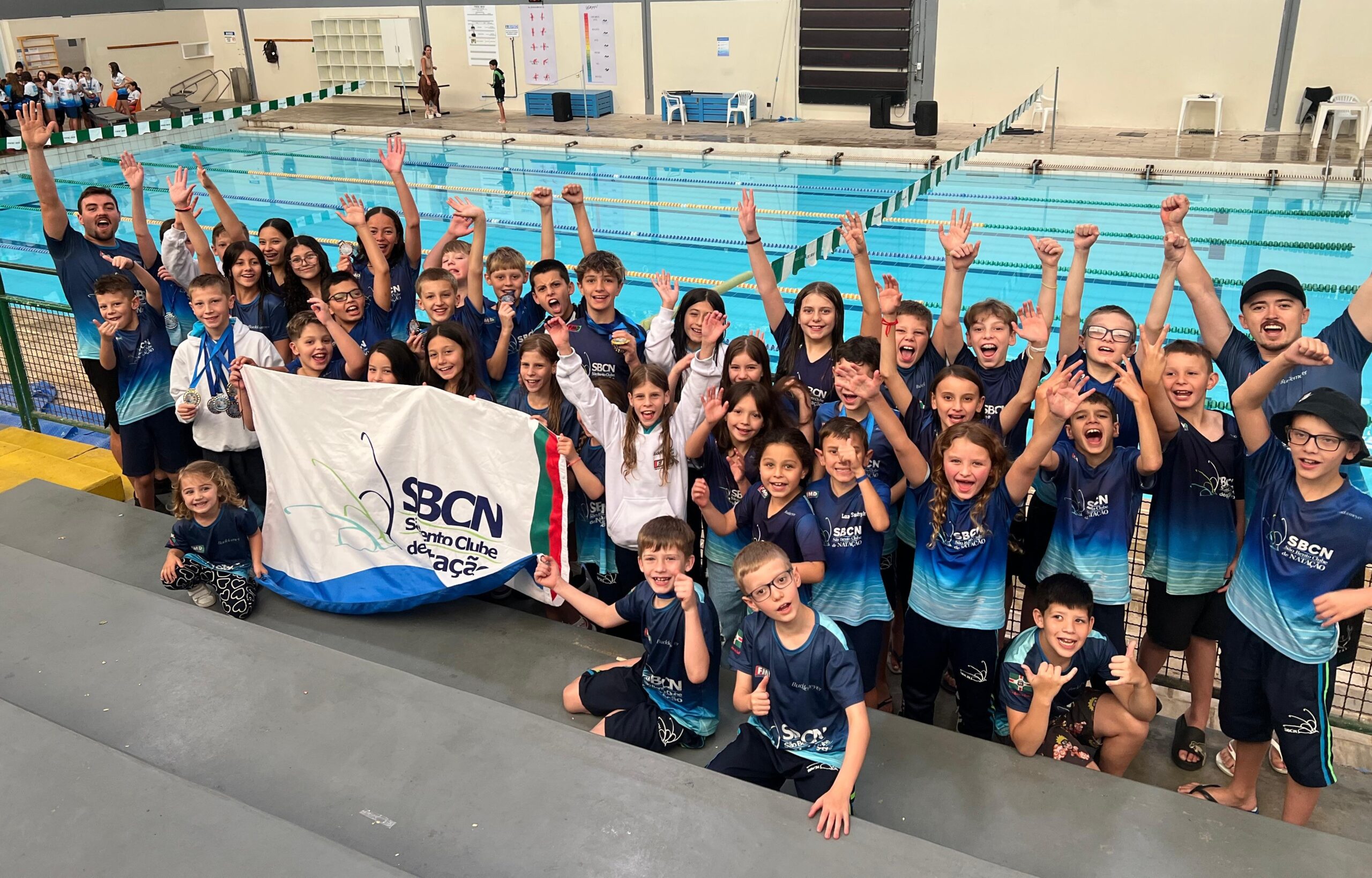 42 nadadores de São Bento do Sul, participarão do II Festival Mirim Petiz de natação em Florianópolis