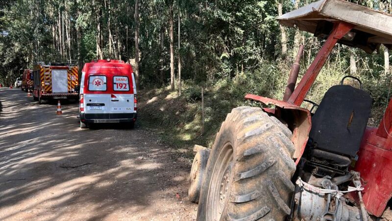 Acidente com trator deixa uma vítima fatal no interior de Irineópolis