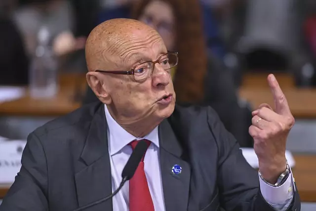 Senador catarinense, Esperidião Amin quer proteger informações colhidas durante CPIs