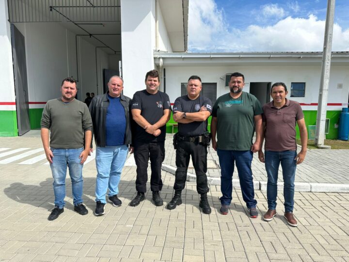 Vereadores visitam nova Penitenciária Industrial de São Bento do Sul e discutem perspectivas para a unidade