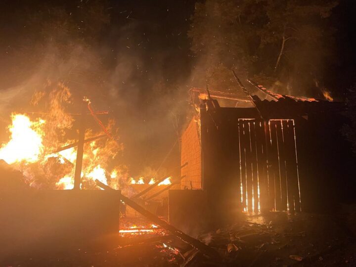 Incêndio destrói rancho em Campo Alegre; não houve vítimas