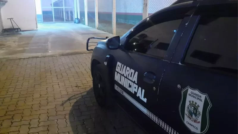 DJ é preso durante festa em casa de shows de Chapecó
