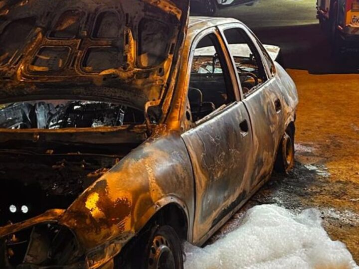 Jovens teriam sido desmembrados antes de terem corpos carbonizados dentro de carro em SC
