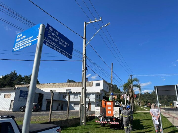Prefeitura firma contrato para ampliação da Iluminação Pública em São Bento do Sul