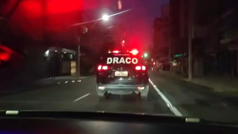 Aliança inédita entre tráfico e jogo do bicho preocupa polícia e leva a 5 prisões em SC e RS