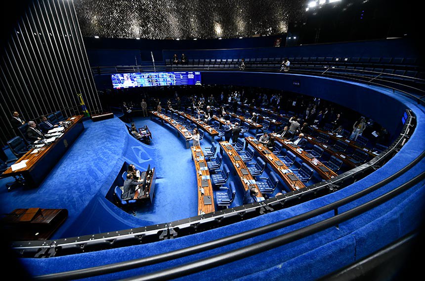Fim de reeleição no Poder Executivo vai a votação no Senado