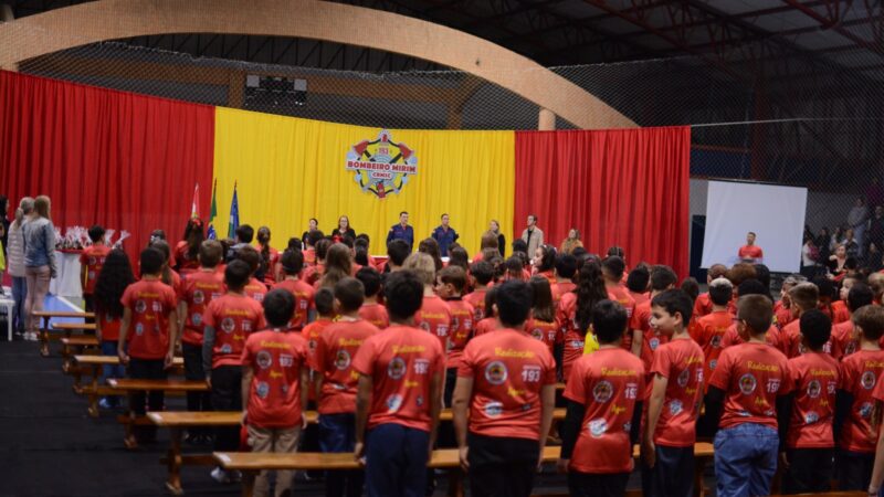 Corpo de Bombeiros Militar de Santa Catarina formou mais de 220 Bombeiros Mirins em Rio Negrinho