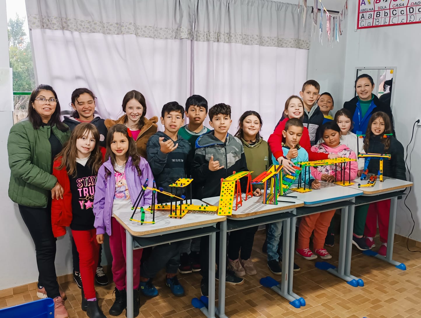 Projeto de Robótica segue transformando a educação em Papanduva — inclusive nas escolas do interior