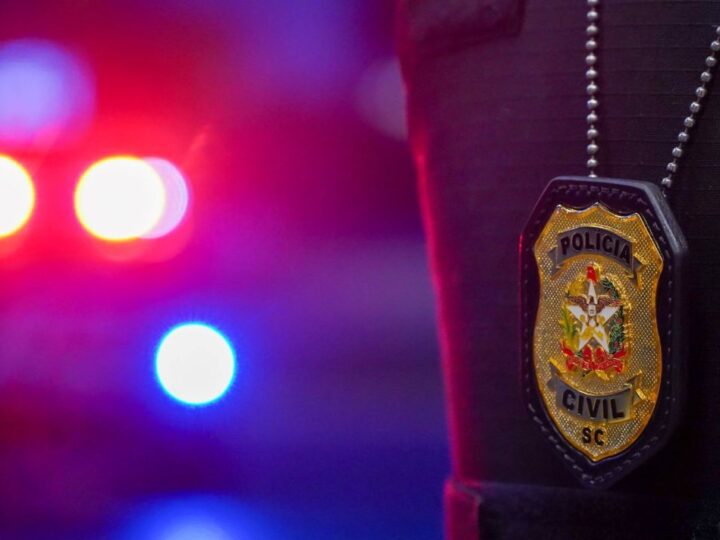 Polícia Civil encontra grávida em ponto de comércio de drogas em Mafra