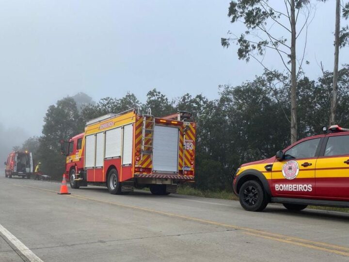 Motorista fica ferido após capotamento na SC-477, em Canoinhas