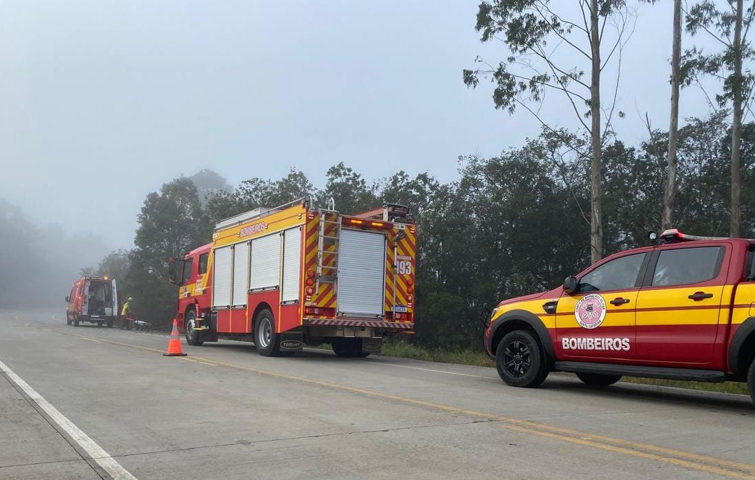 Motorista fica ferido após capotamento na SC-477, em Canoinhas