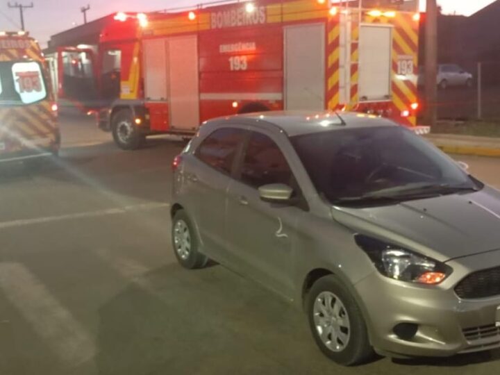 Acidente entre carro e bicicleta mobiliza bombeiros no Centro de Papanduva