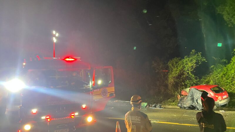 Colisão frontal deixa um morto e um ferido na BR-280, em Canoinhas
