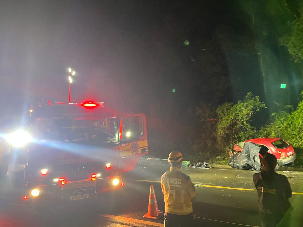 Colisão frontal deixa um morto e um ferido na BR-280, em Canoinhas