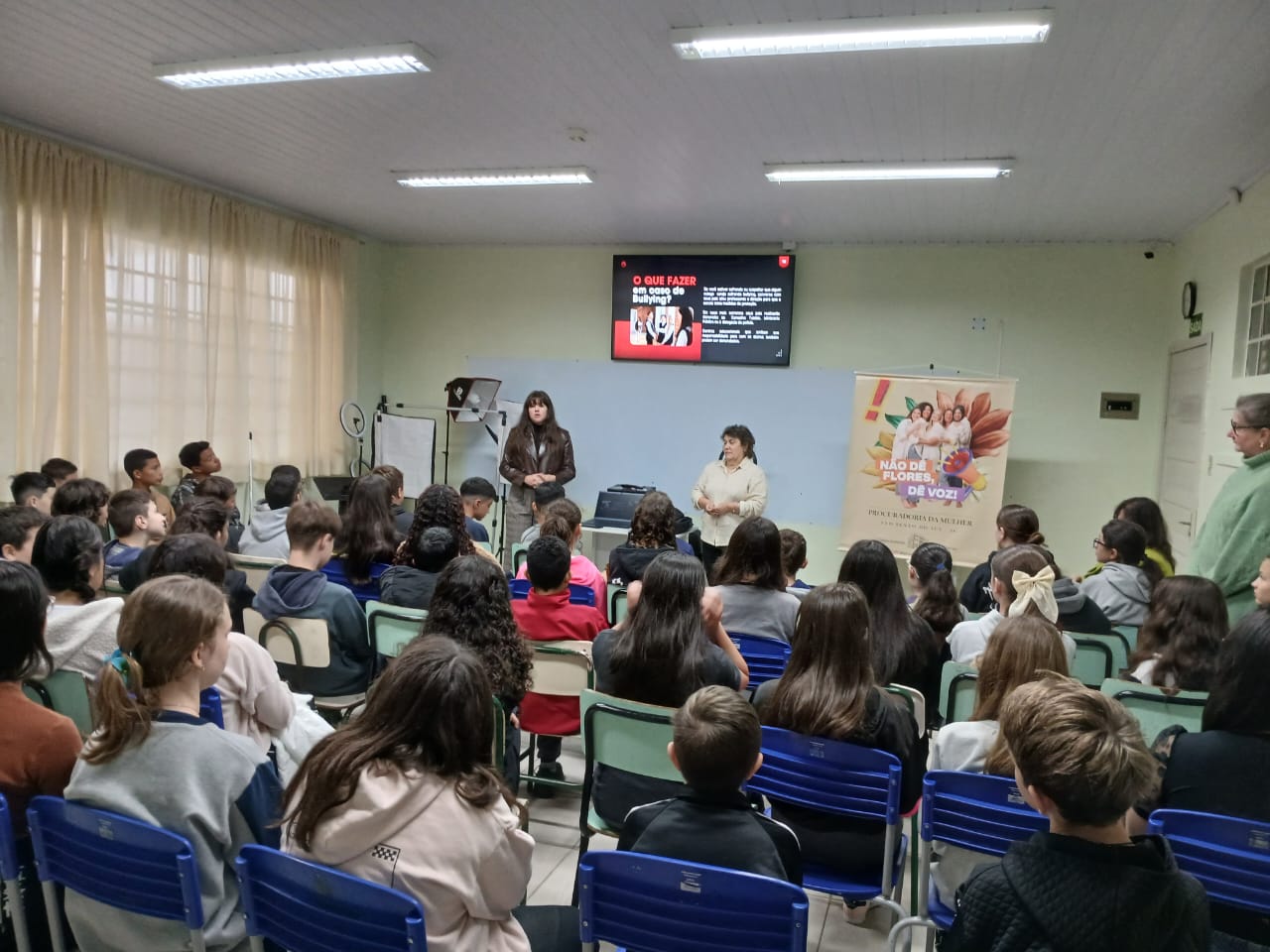 Câmara promove palestra sobre bullying na Rede Municipal